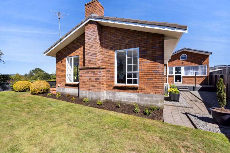 1c Waiwera Place Merrilands_25