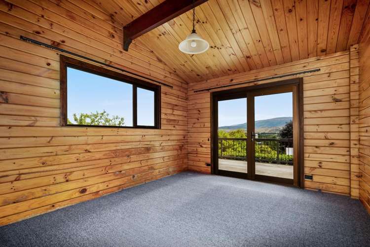 26 Shields Street Clyde_13