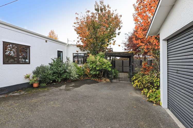 301 Leo Street Akina_13