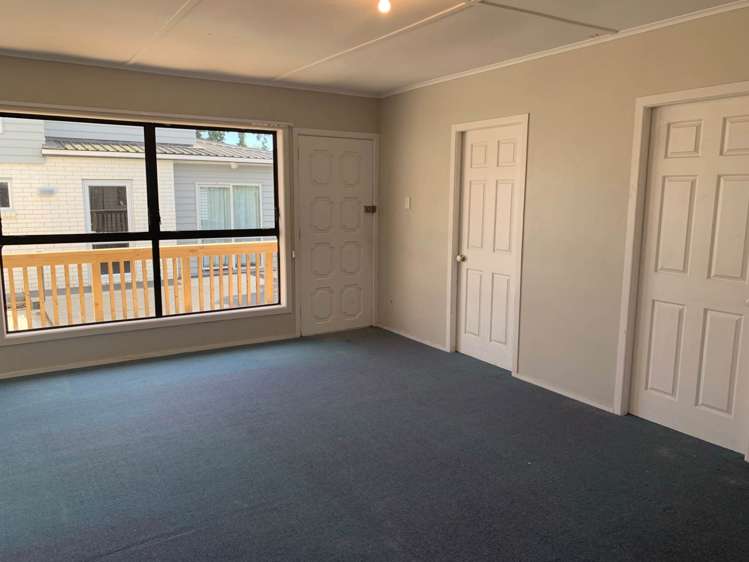 61 Kings Road Panmure_4