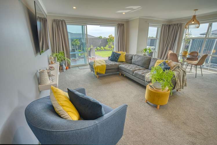 174 Coulson Road Paroa_6