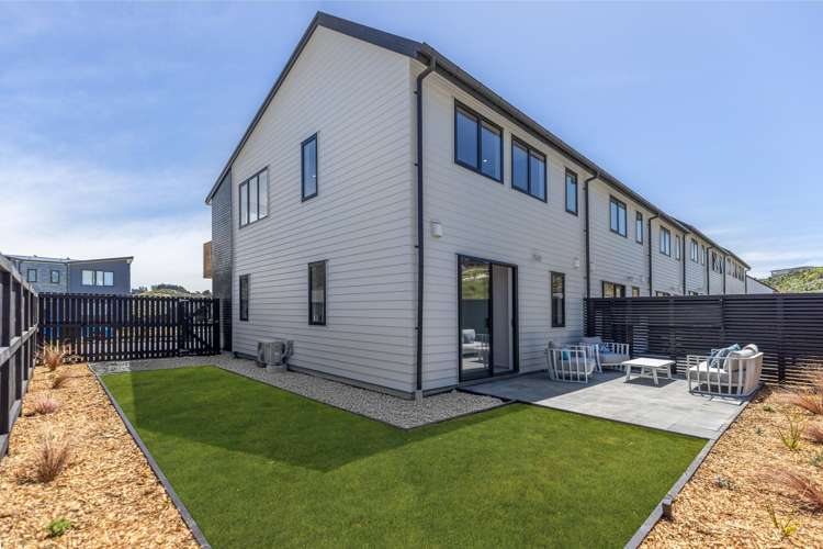 65 and 63 Oakum Road Whitby_20