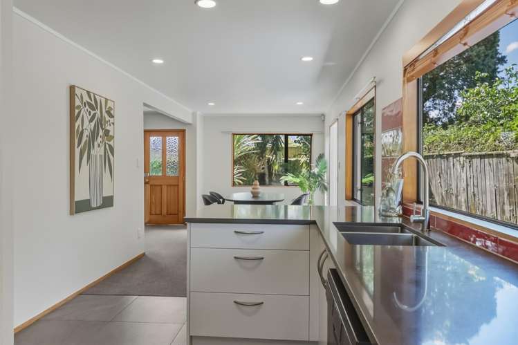 1B Pelham Avenue Point Chevalier_3