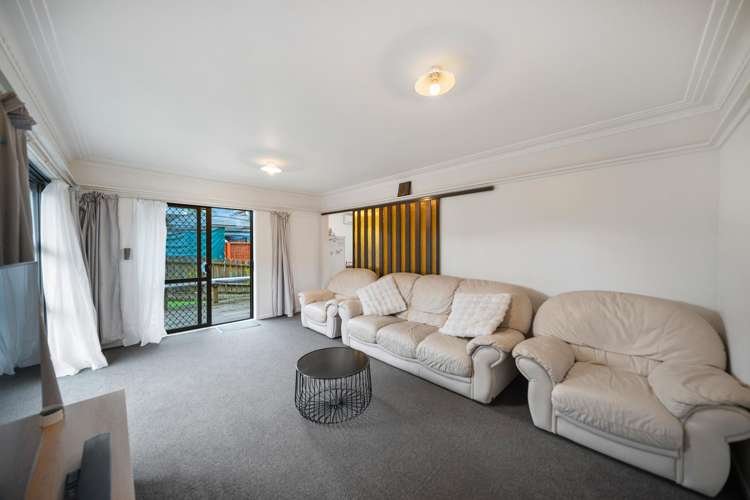 2/33 Gills Avenue Papakura_1