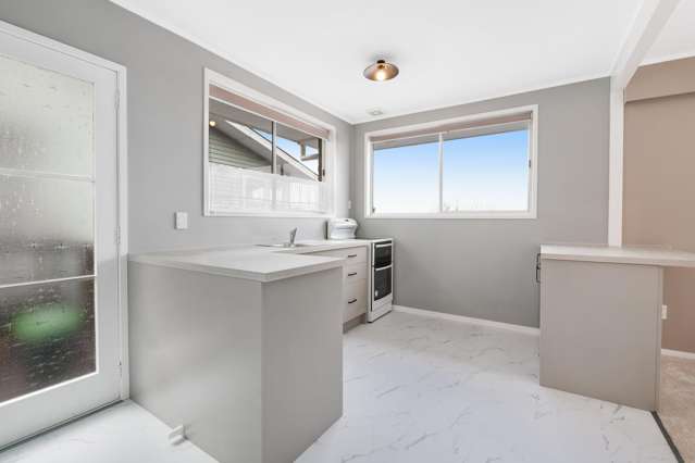 1/74 Chivalry Road Glenfield_3