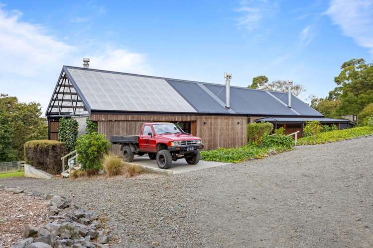 376 Taiapa Road Muriwai Beach_29