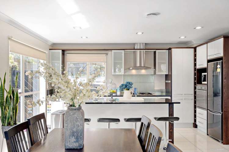 80 Coachman Drive Flat Bush_12