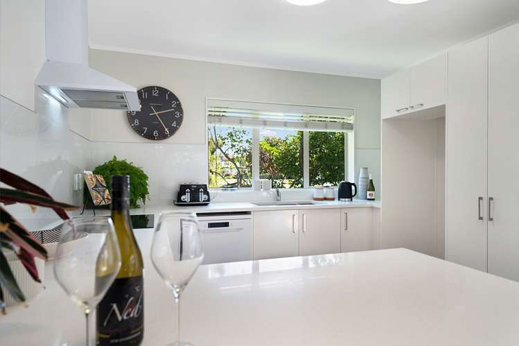 9 Central Park Drive Te Atatu South_5