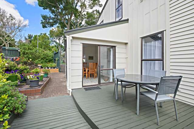 32 Derrimore Heights Clover Park_4