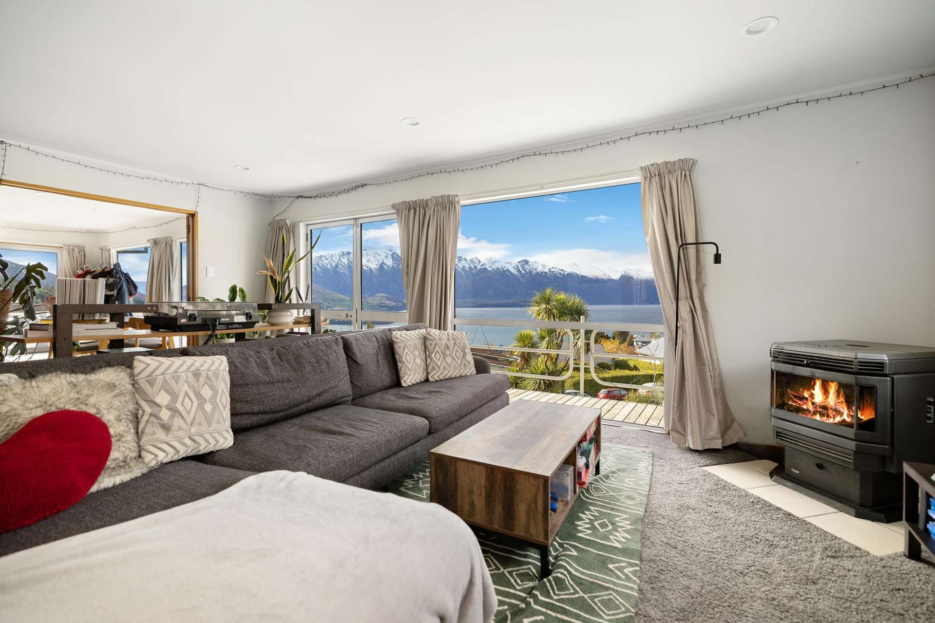 32 Avalon Crescent Fernhill/Sunshine Bay_0