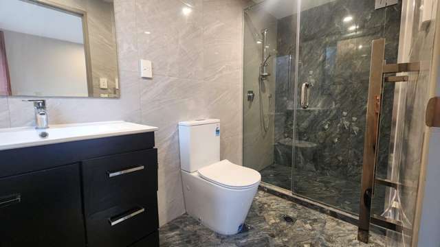 2/243 Mount Albert Road Wesley_4