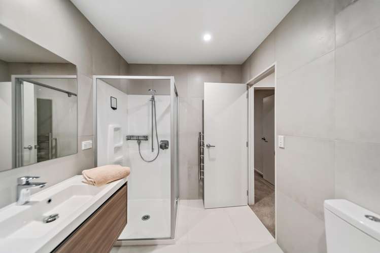 38 Matairangi Avenue Totara Heights_35