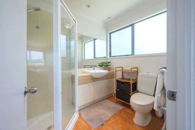 47 Chamari Close Titirangi_15