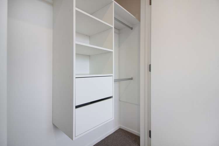 4 Aumarire Lane Favona_9