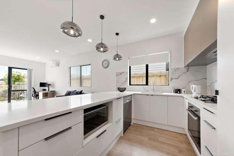 117 Tiriwa Drive Massey_5