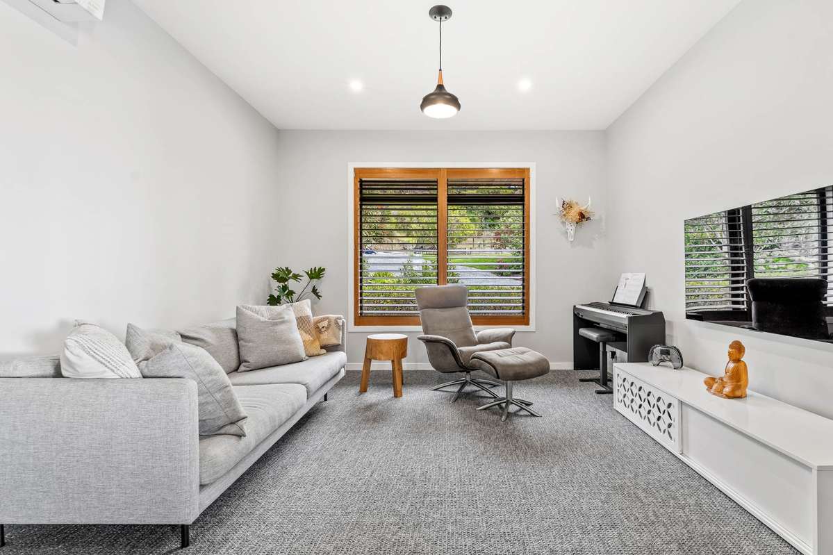 99 Upper Whangateau Road_4