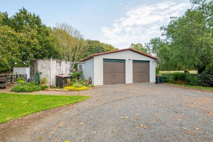 6 Seddon Road Puketaha_16