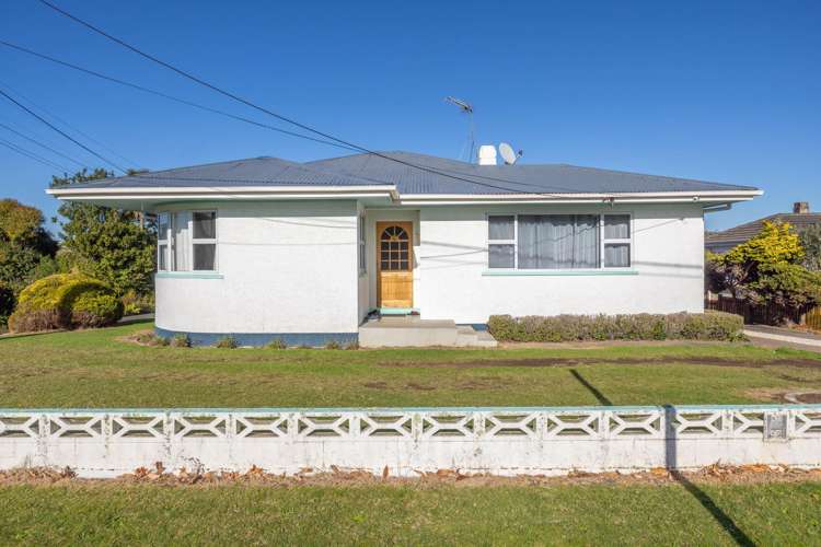 70 Dinsdale Road_2