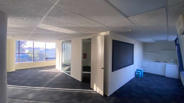 39 Anzac Road Browns Bay_4