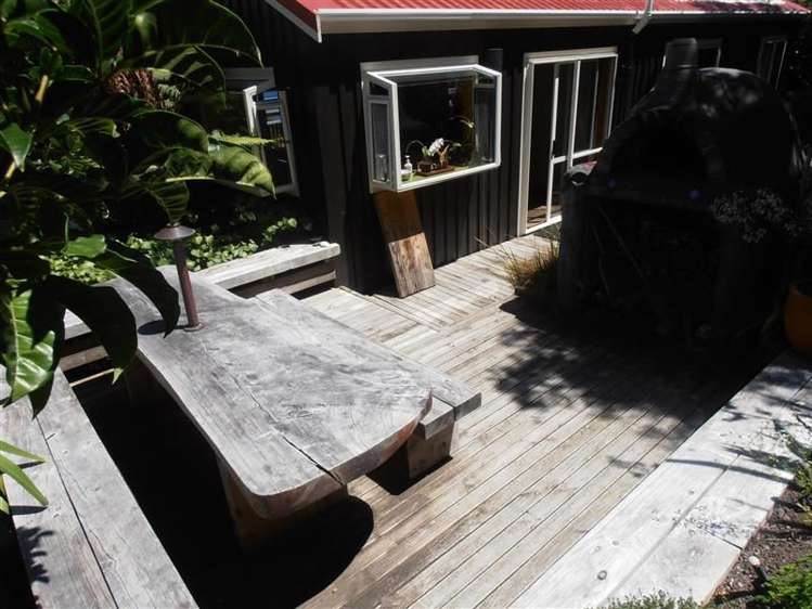 38 Athol Street Glenduan_11