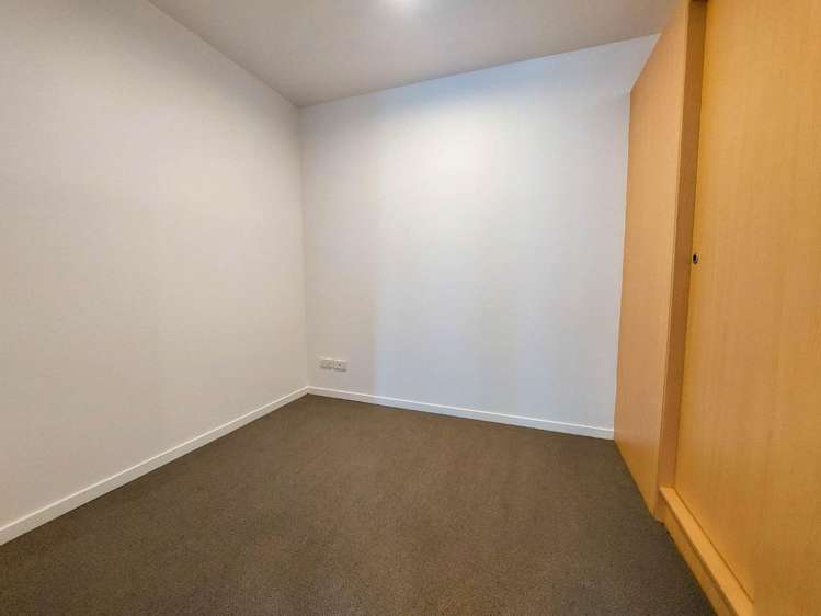 810/421 Queen Steet 10015_3