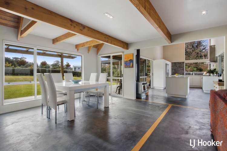 10 Bridgman Lane Tanners Point_11