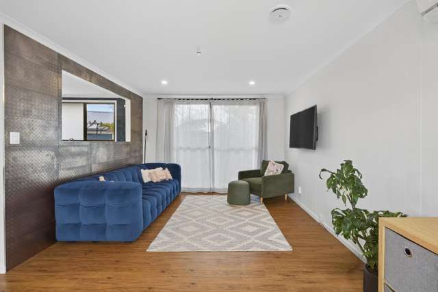 37 Botany Road Botany Downs_3