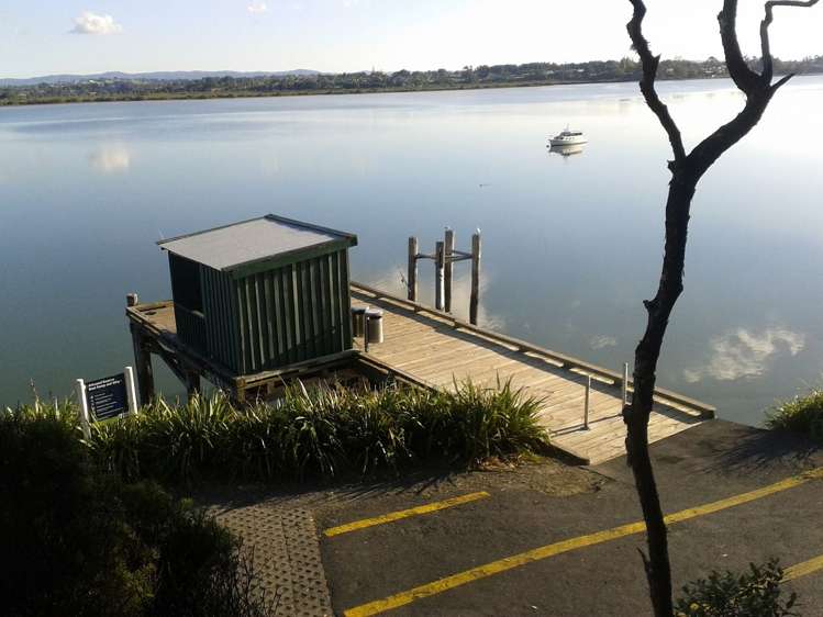 163 Attwood Road Paremoremo_7