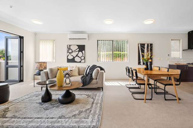 28 Greenbough Lane Greenhithe_4