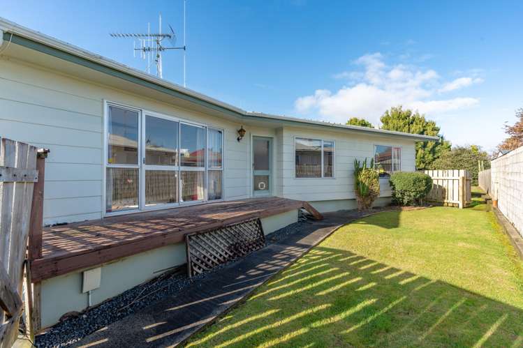 14 Camden Place Pukete_12