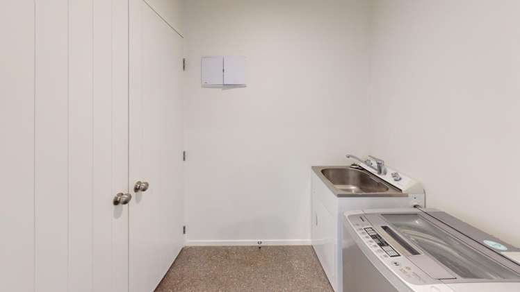 50 Exeter Crescent Takaro_10