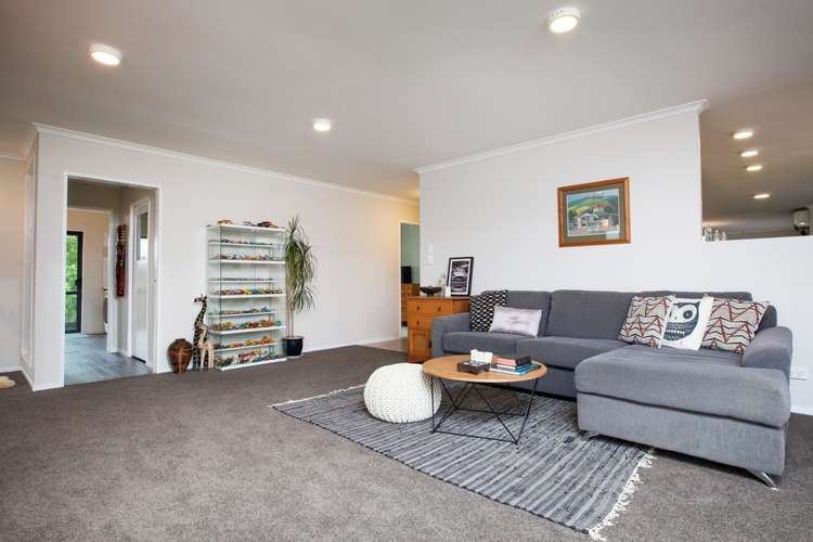 1825 Egmont Road Kaimiro_22