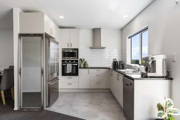 161 Keri Vista Rise Papakura_2