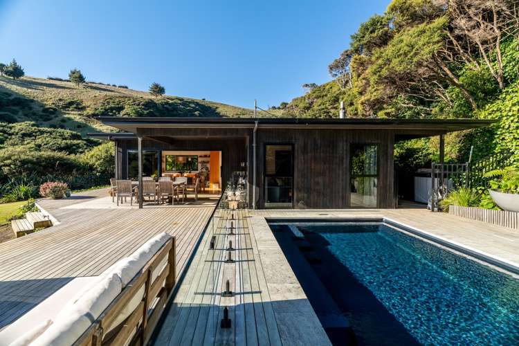 380 Whaanga Road Raglan_11