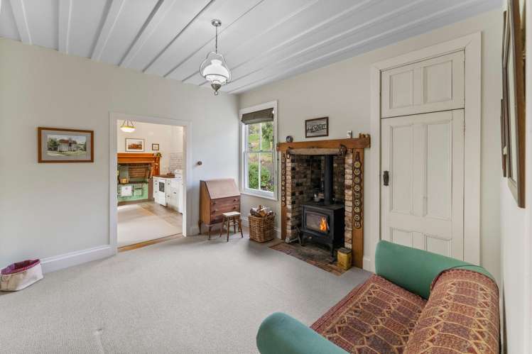 121 Pretty Bridge Valley Road Wakefield_12