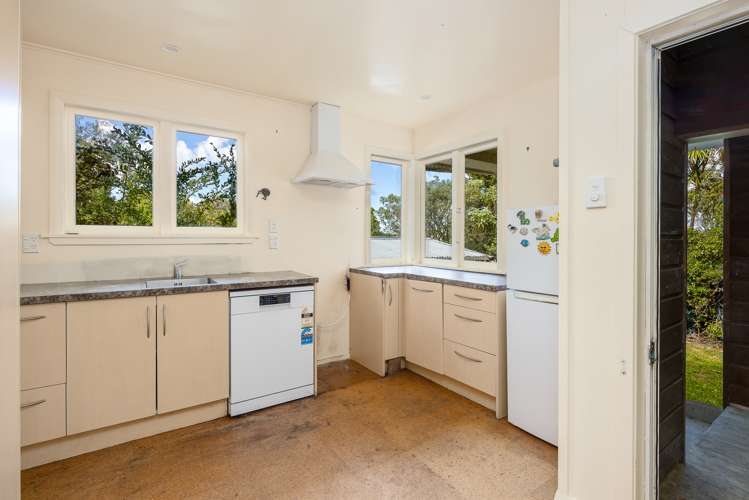 91 Whangaparaoa Road Red Beach_11