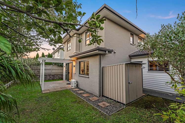 110 Tihi Street Stonefields_31