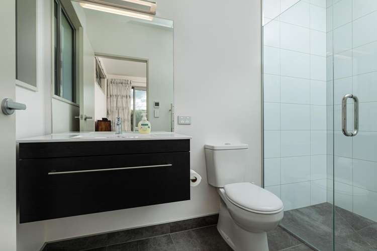 44 West Meadows Drive Wanaka_13