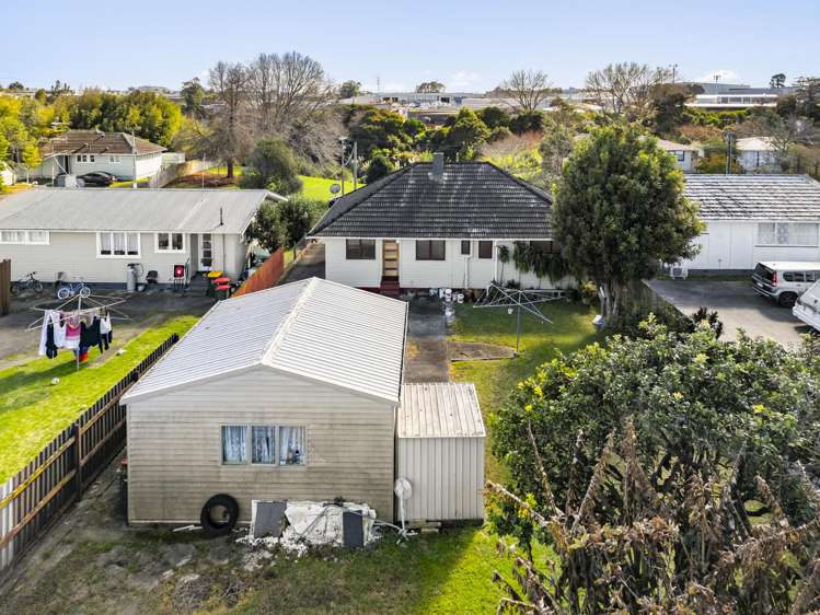 16 Antrim Crescent Otara_33