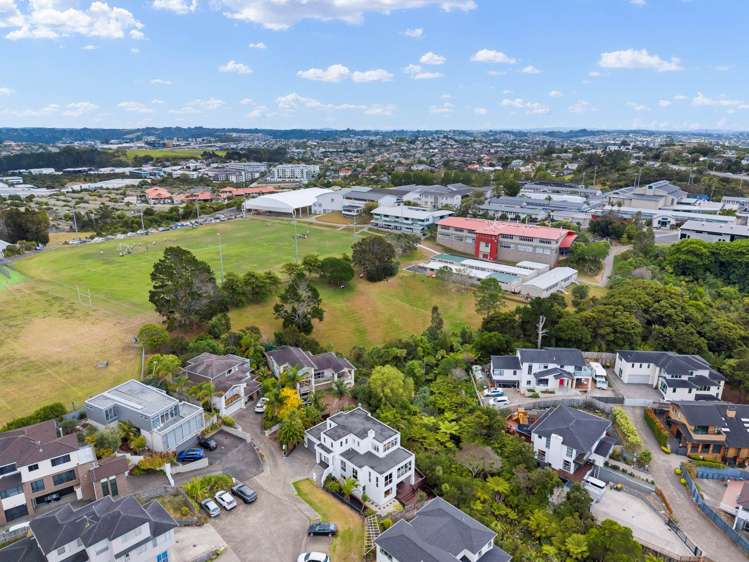 43 Zara Court Mairangi Bay_36