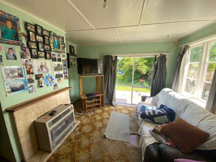 6 Acourt Street Hawera_3