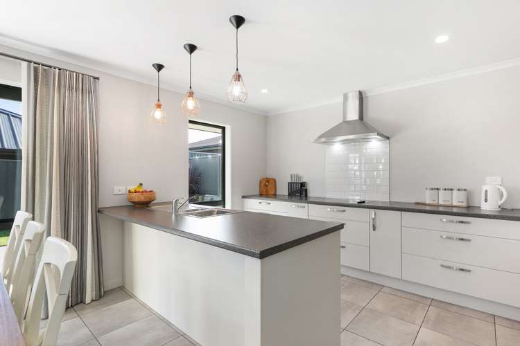 8 Turnbridge Street Pyes Pa_5