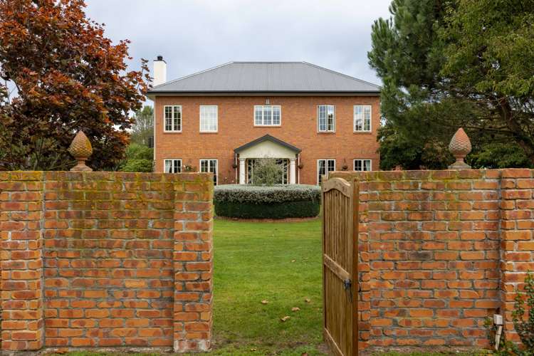 1789 South Eyre Road West Eyreton_3