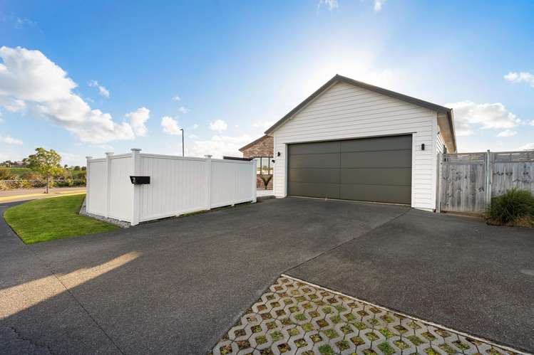 47 Angiangi Crescent Beachlands_3