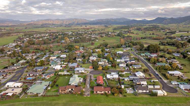 3 Mission Place Opotiki and Surrounds_37