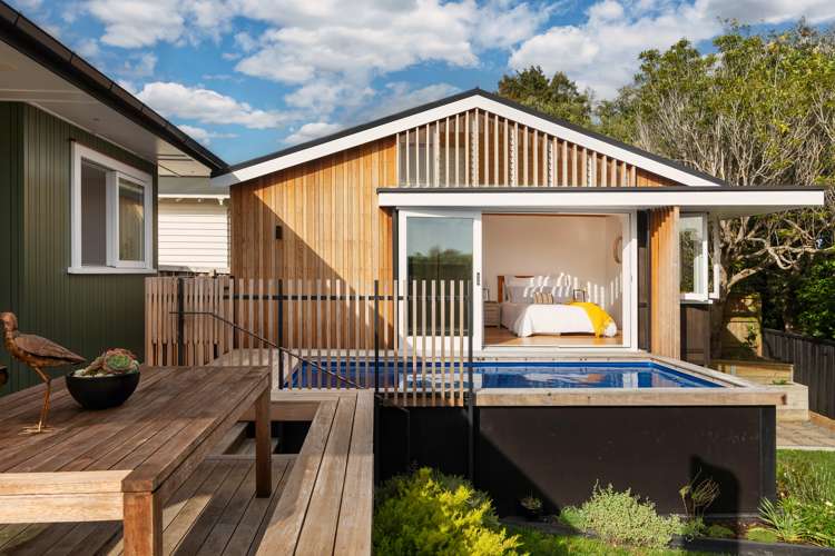 15 Challinor Crescent Mount Albert_17