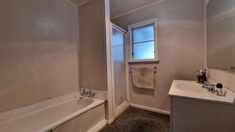 32 Neil Road Fairy Springs_12