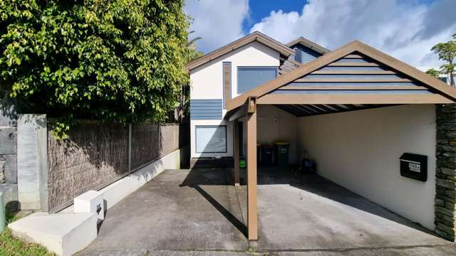 Charming 2 bedrooms + 1 bathroom unit