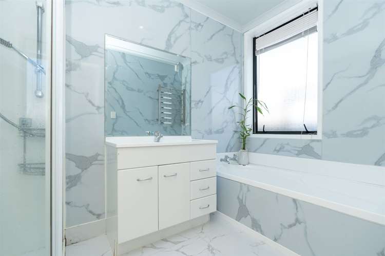 298 Thomas Road Rototuna North_9