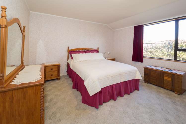 1 Falcon Drive Allenton_16